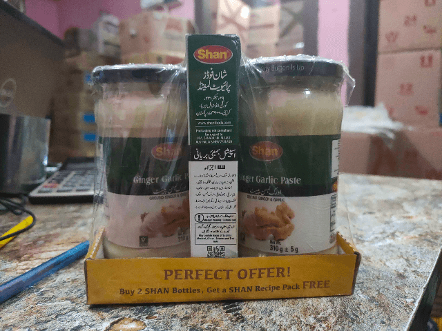 Shan Ginger Garlic Paste 310gm (02 Pcs, Free B.Biryani Pkt)